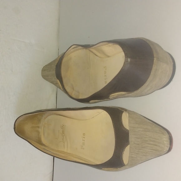 CHRISTIAN LOUBUTIN - Picture 3 of 12